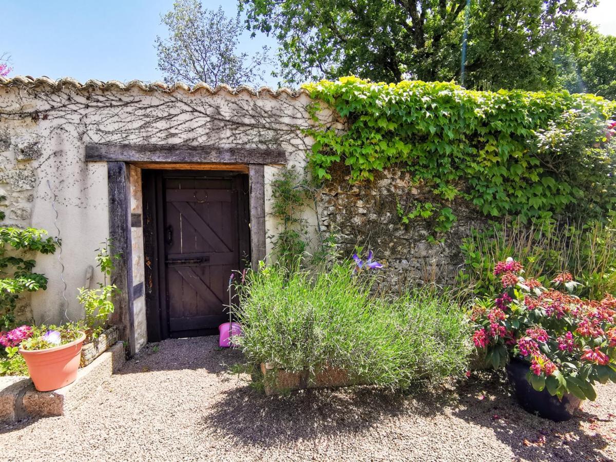 Bed and Breakfast Les Grozilles Feuillade Zewnętrze zdjęcie