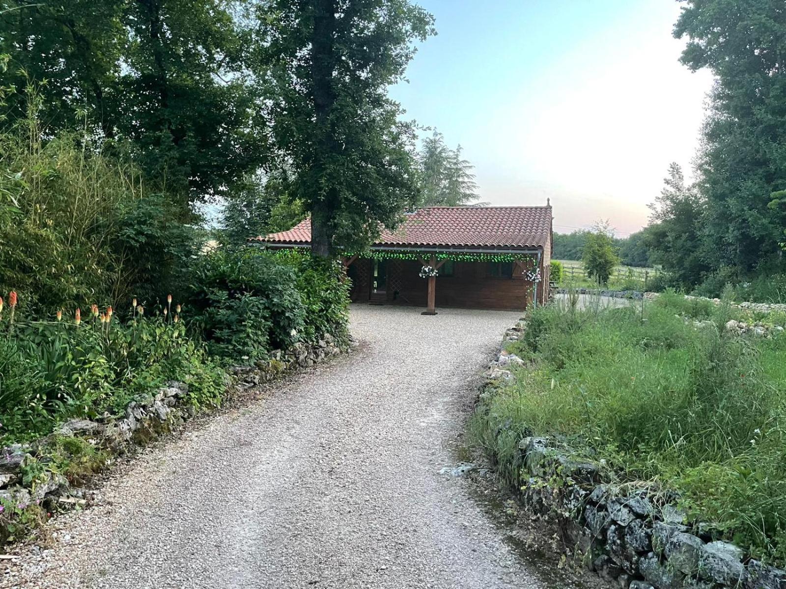 Bed and Breakfast Les Grozilles Feuillade Zewnętrze zdjęcie